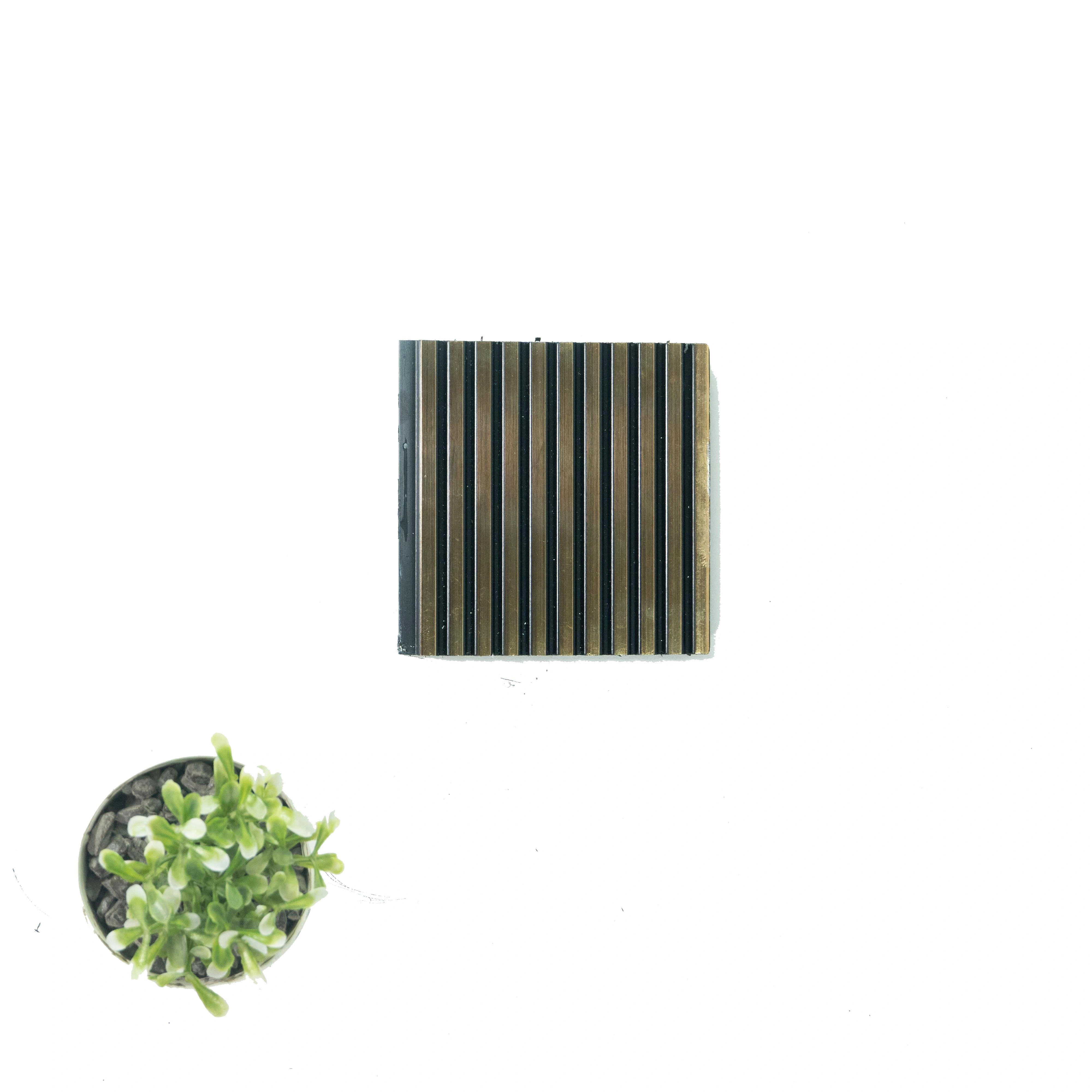 9.5x0.32 feet | 6 mm Brown Metallic louvers (suitable for Bedroom, Feature Wall, Living Room, Office) | LV-21725