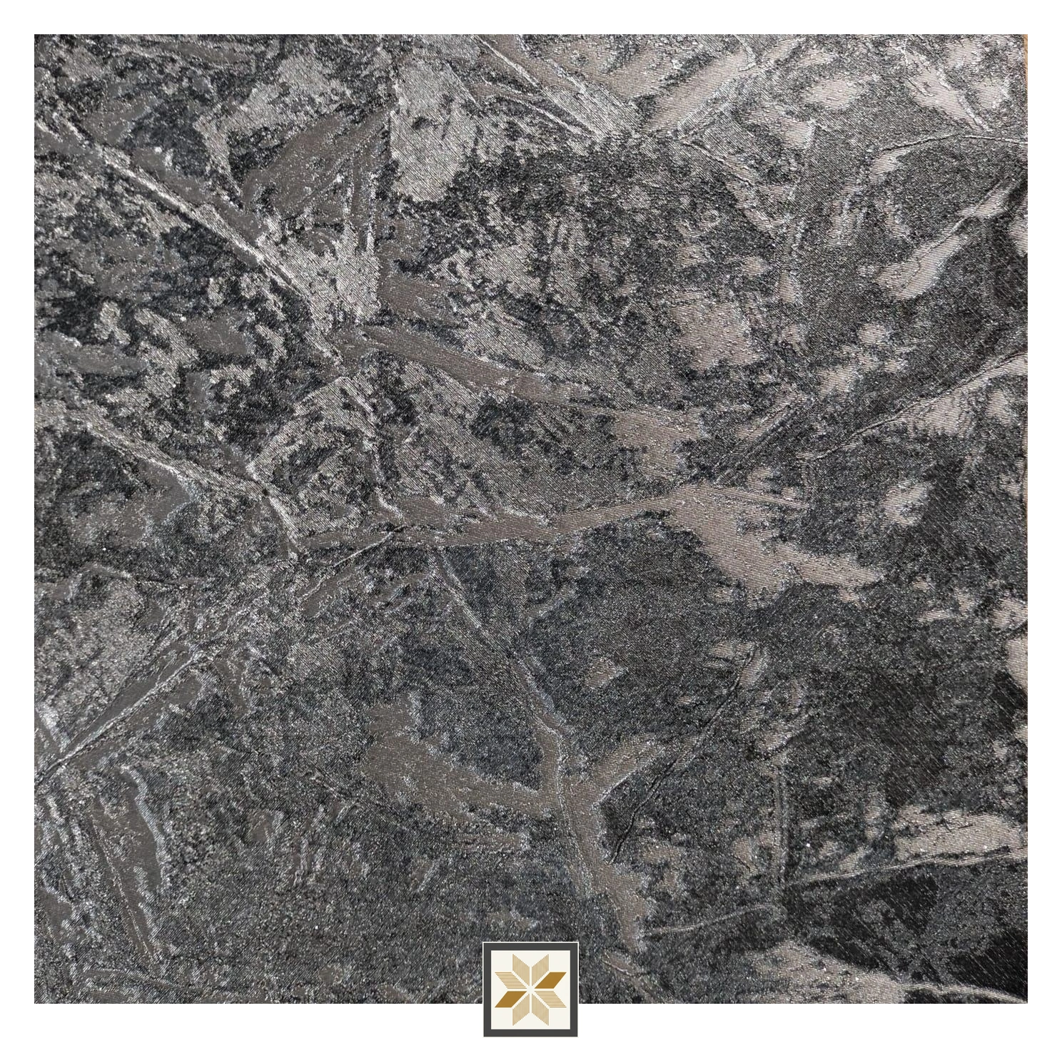 Silver Textured Wallpaper (533.4 inches width) : WP-35028-E